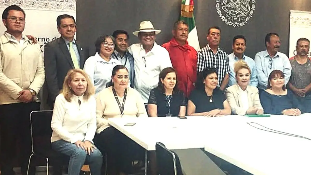 Avanzan negociaciones entre ferrocarrileros y gobierno a la espera de presupuesto para lograr justicia social.